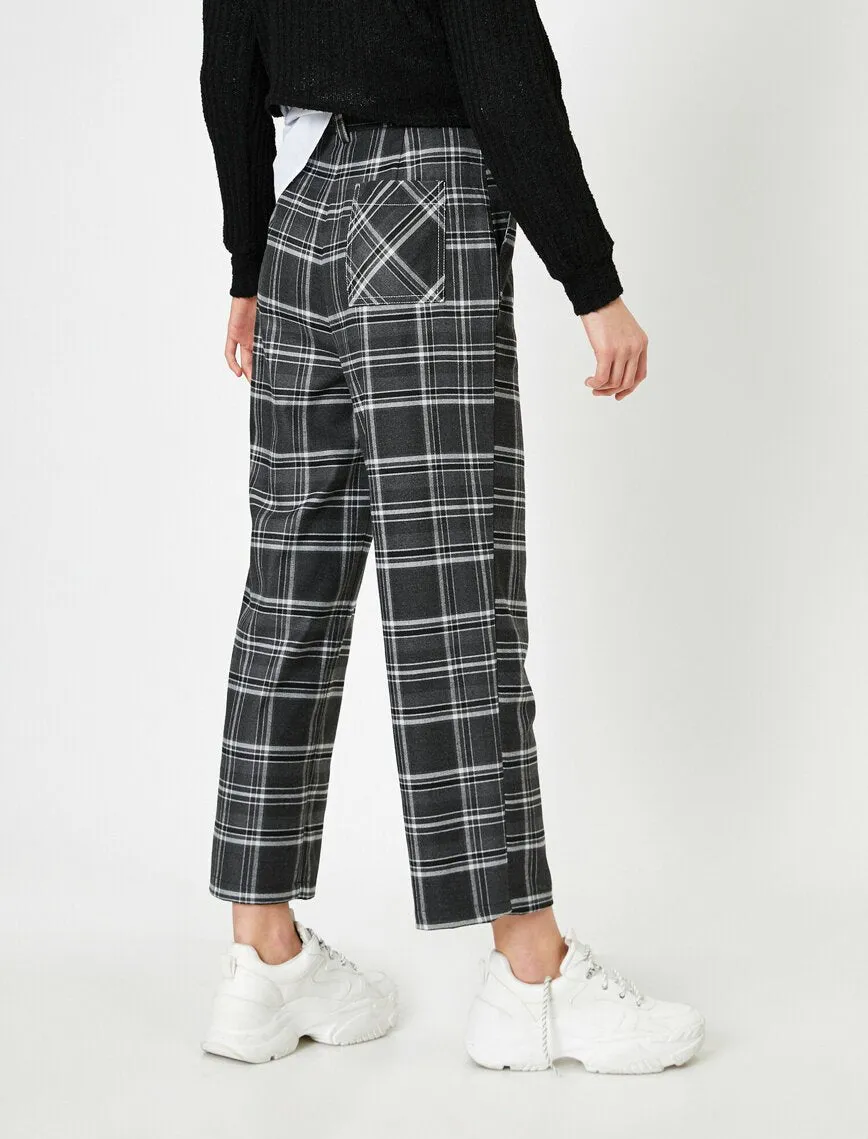 16355 Black Check Trousers