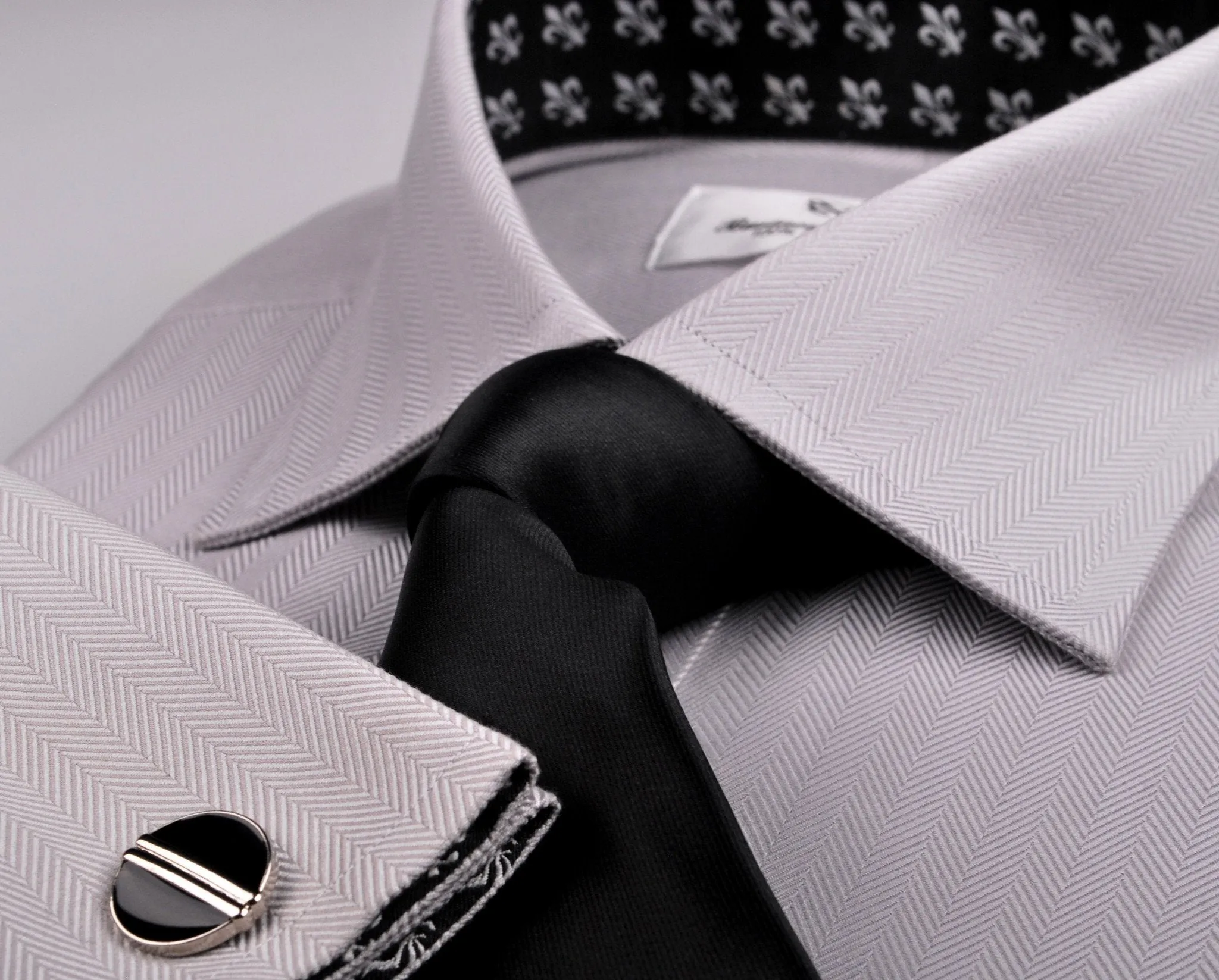 Grey Herringbone Formal Business Dress Shirt with Black and White Fleur-De-Lis Inner-Lining