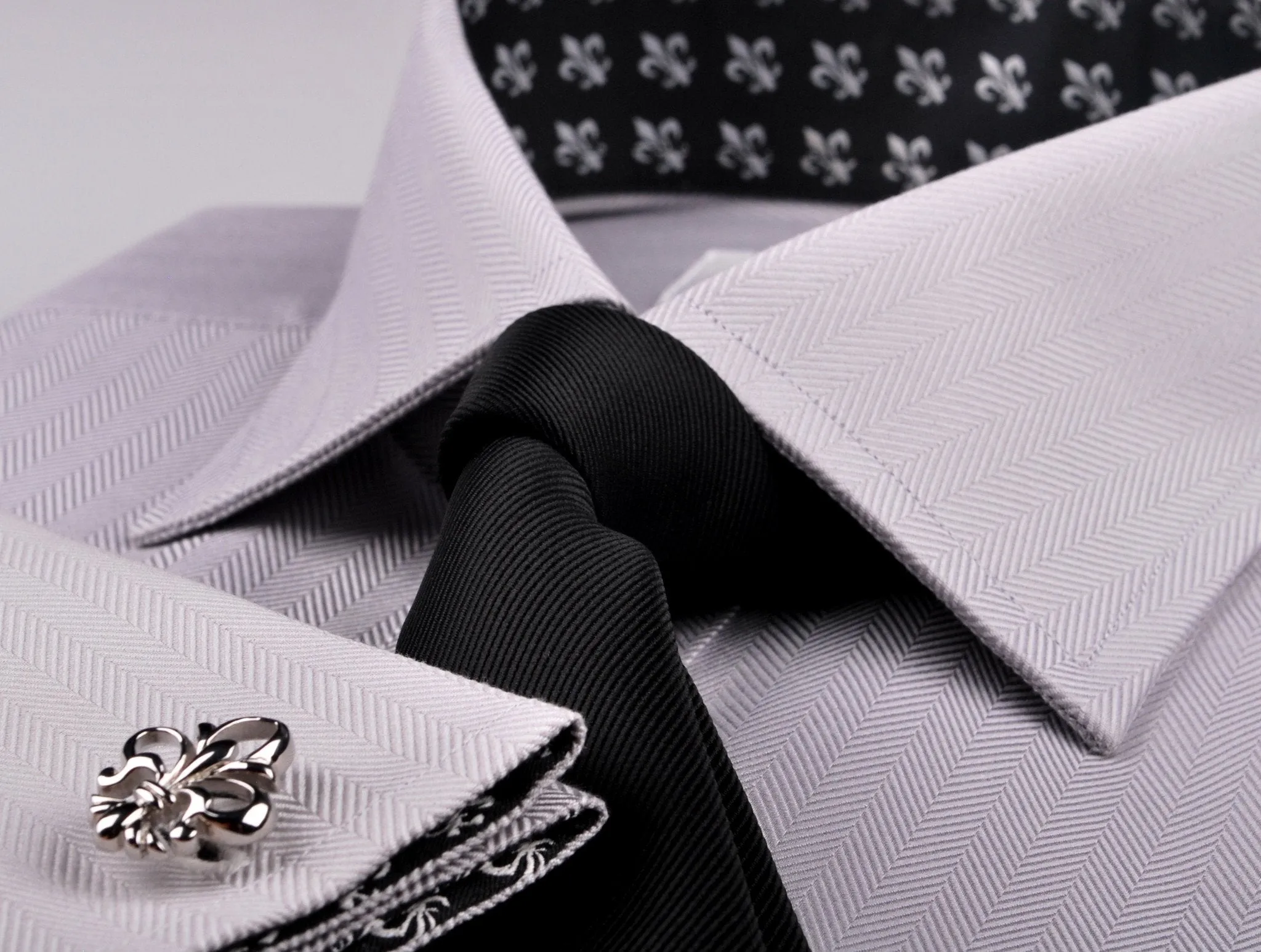 Grey Herringbone Formal Business Dress Shirt with Black and White Fleur-De-Lis Inner-Lining