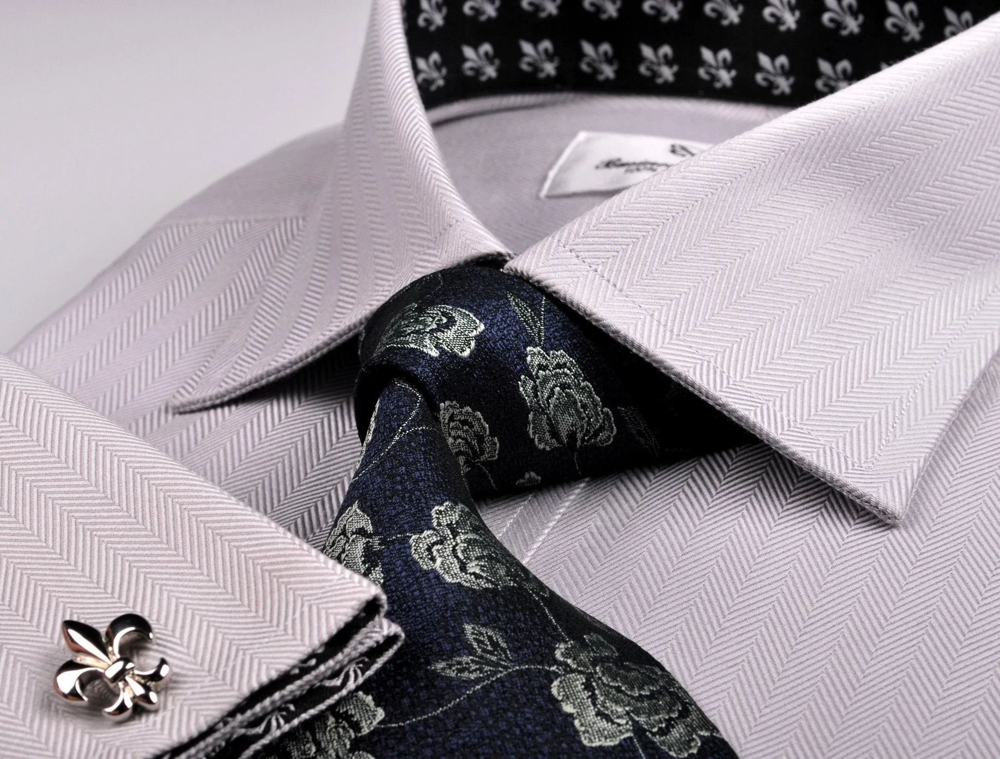 Grey Herringbone Formal Business Dress Shirt with Black and White Fleur-De-Lis Inner-Lining