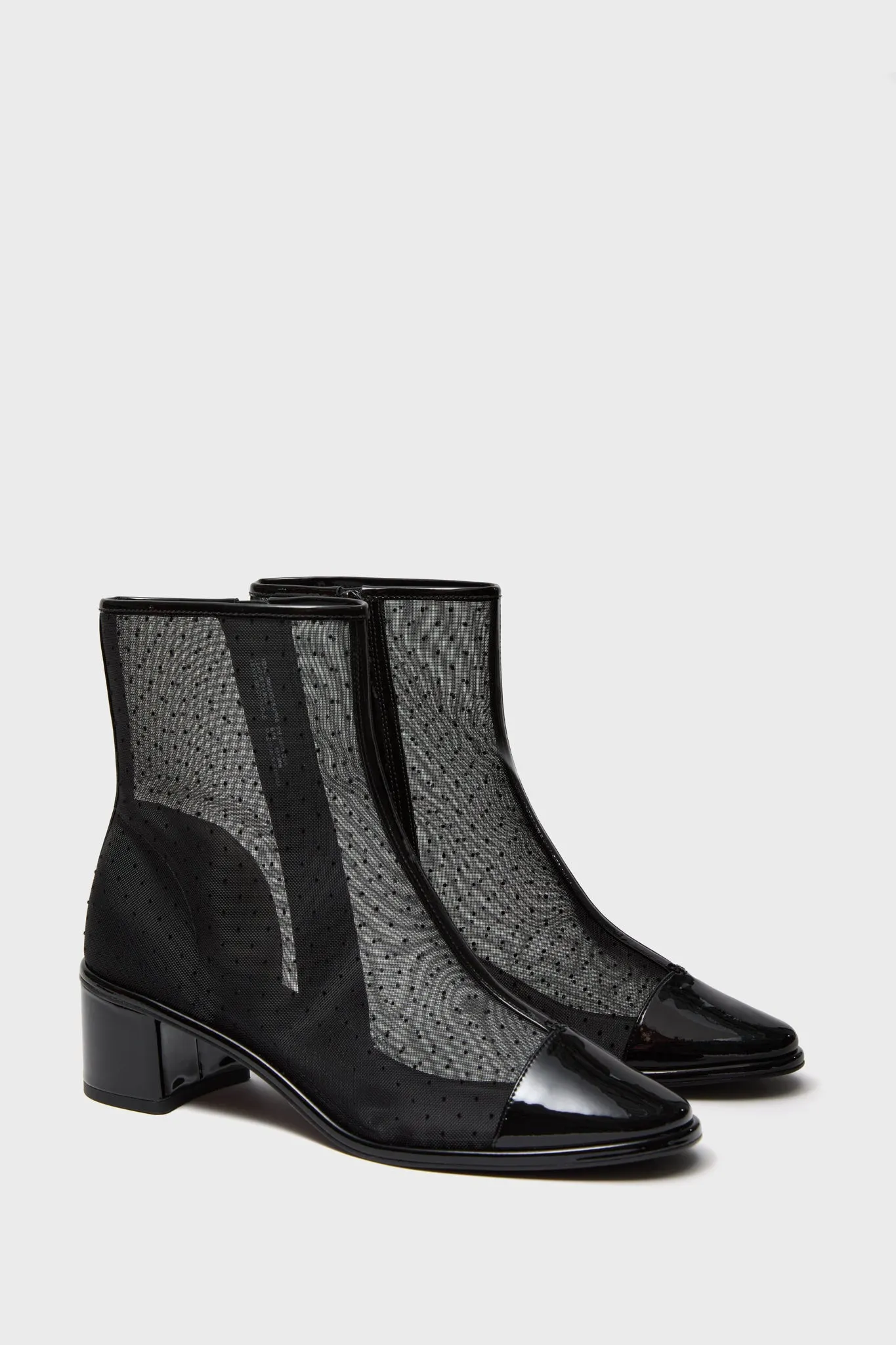 Nero Cap-Toe Heel Ankle Boot