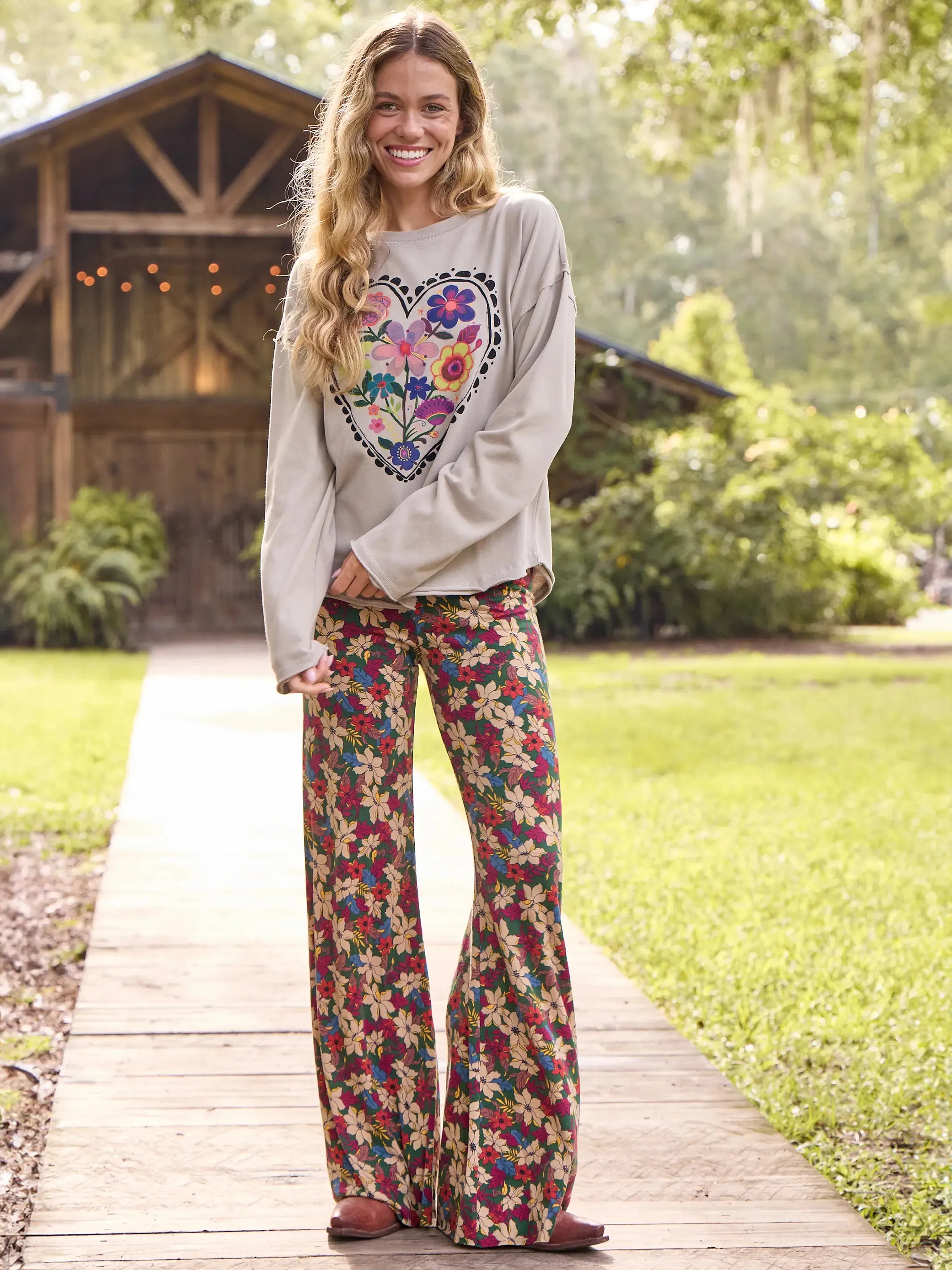 Oversized Maia Sweatshirt Top - Floral Heart